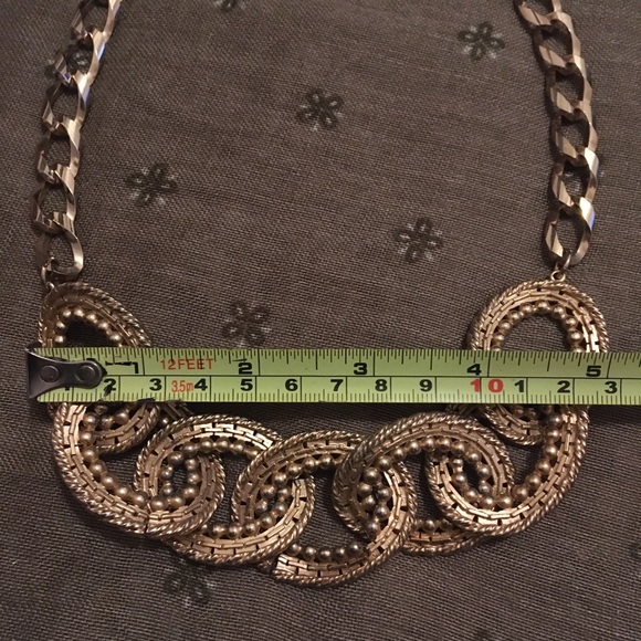 Vintage Gold Tone Chain Link Necklace - Picture 8 of 9